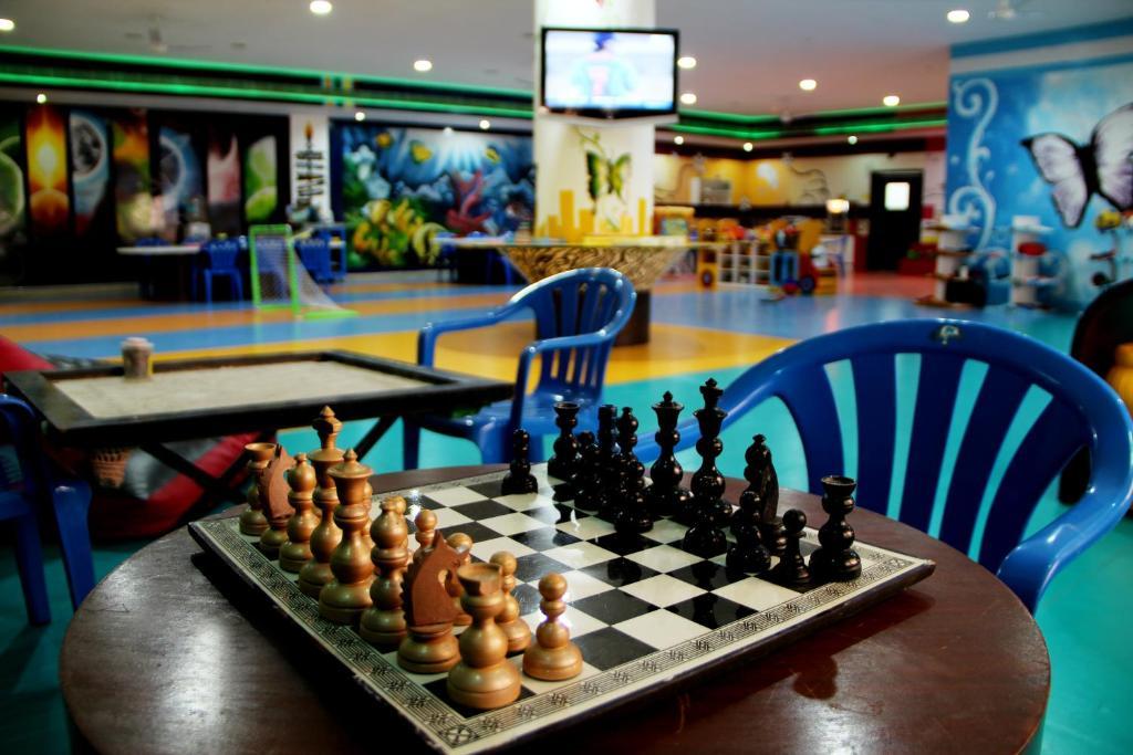Oh Biz Premier At Leonia Otel Haydarabad Dış mekan fotoğraf